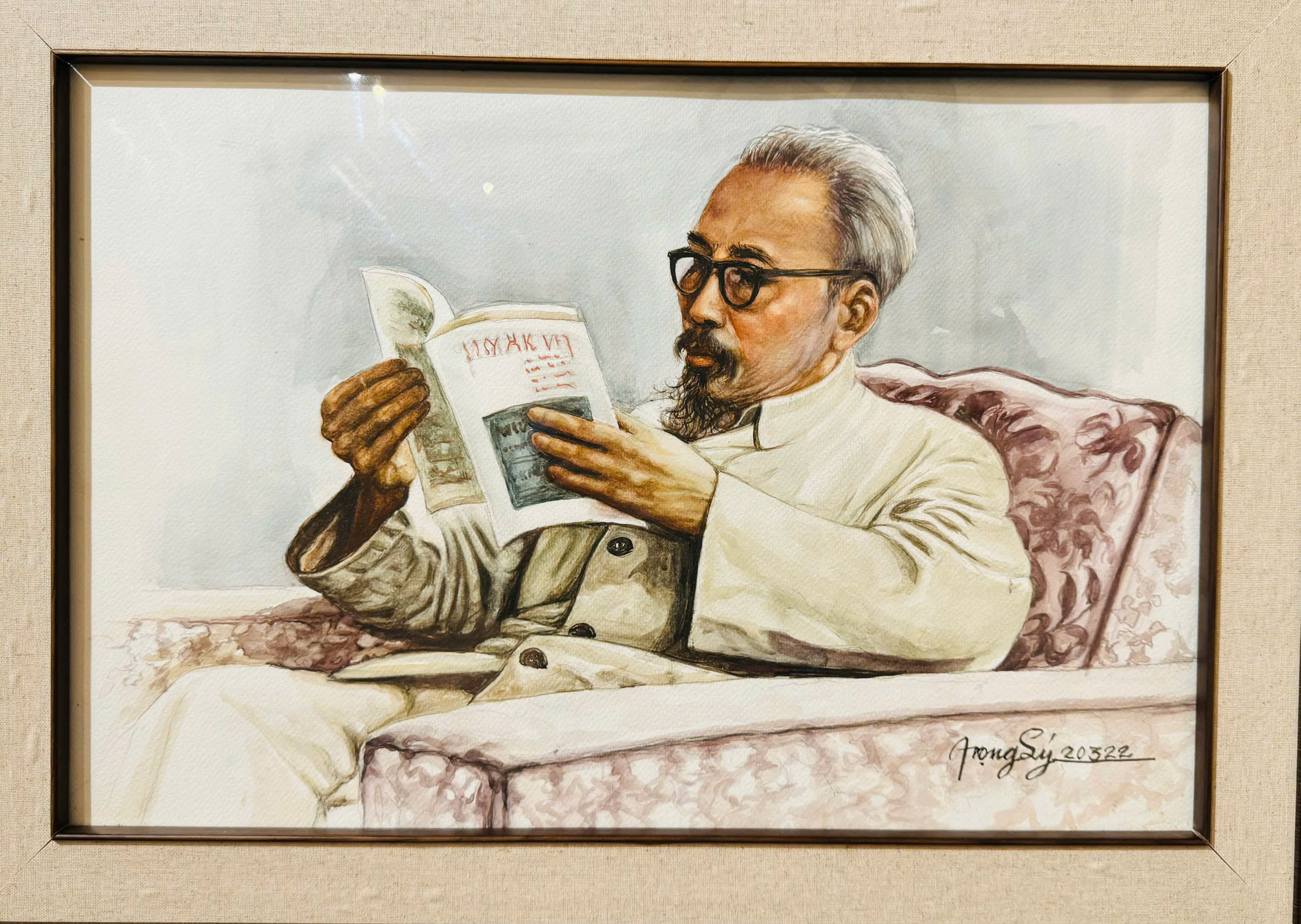 - ຮູບ 4. - Ảnh 4.