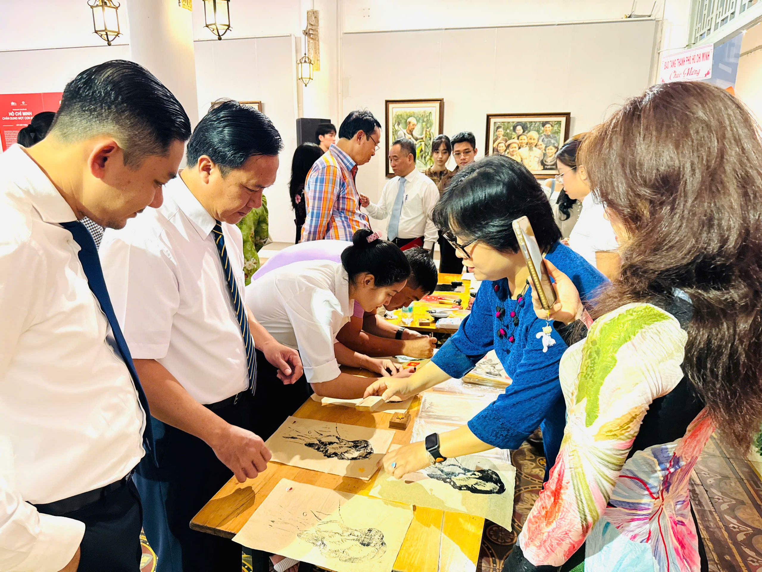 - ຮູບ 6. - Ảnh 6.