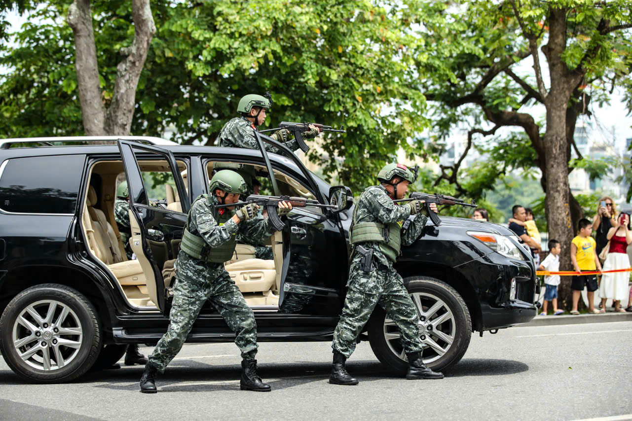 Trung đoàn Đặc nhiệm K01: Đảm bảo tuyệt đối an ninh, không để xảy ra bất ngờ - Ảnh 1.