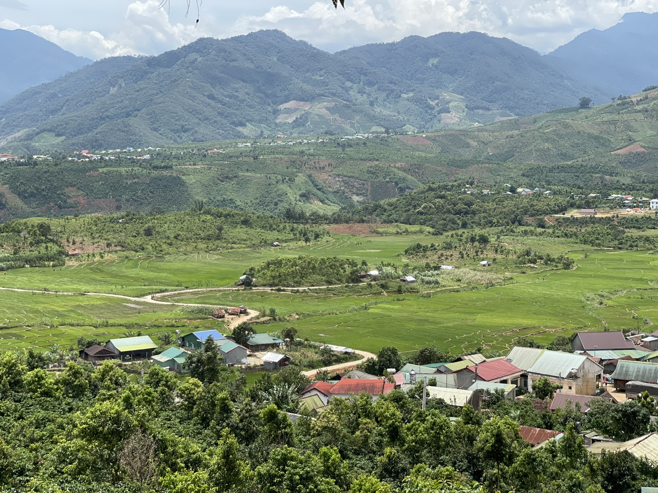 Làng Xốp Dùi khắc ghi ký ức hào hùng và sức sống mới giữa lòng Tây nguyên - Ảnh 1. Làng Xốp Dùi khắc ghi ký ức hào hùng và sức sống mới giữa lòng Tây nguyên - Ảnh 1.