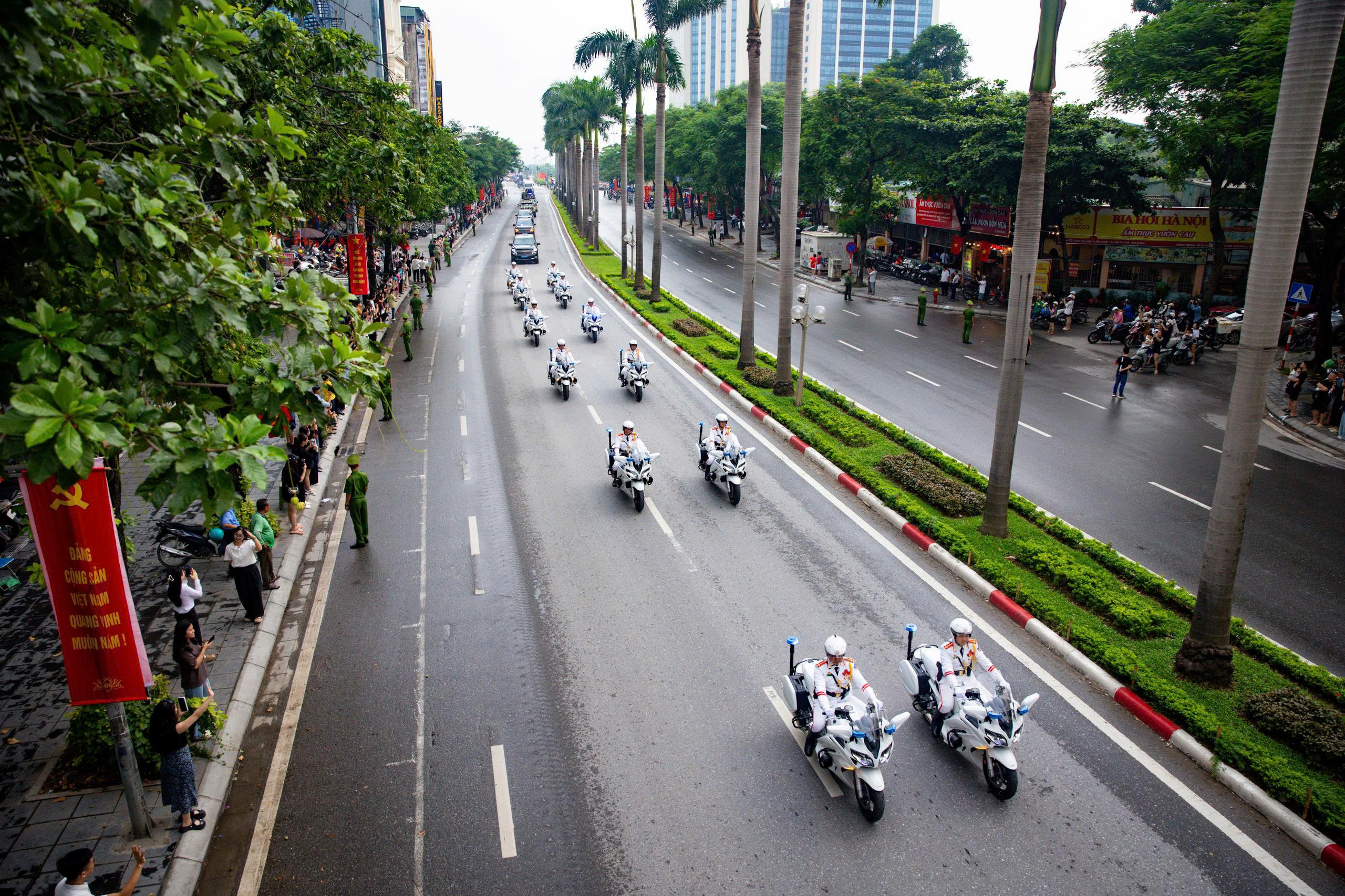 Các khối diễu binh, diễu hành tiến về quảng trường Ba Đình, sẵn sàng trước giờ hợp luyện - Ảnh 16.