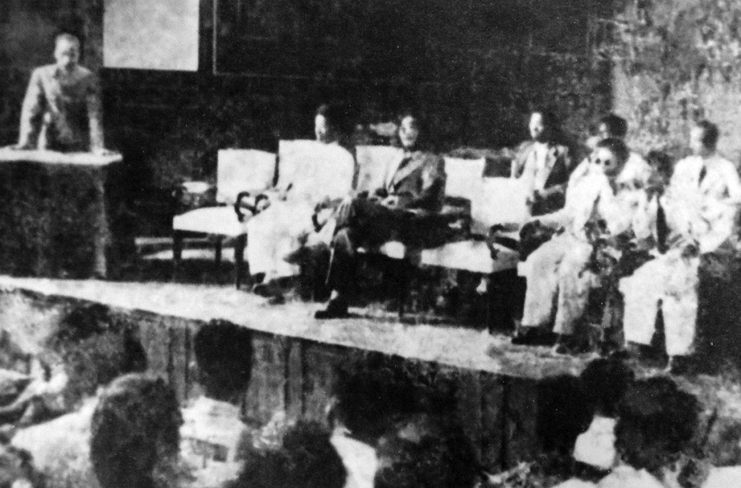 À quoi ressemblait le mouvement d’éducation populaire il y a 80 ans ? - Photo 1. 80 năm trước phong trào Bình dân học vụ thế nào?- Ảnh 1.