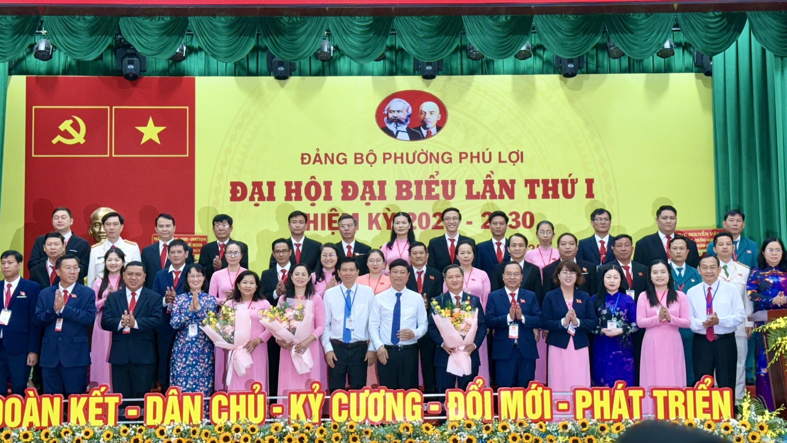 TP.HCM: Không có khu công nghiệp, phường Phú Lợi làm gì để tăng trưởng 12%/năm? - Ảnh 1.