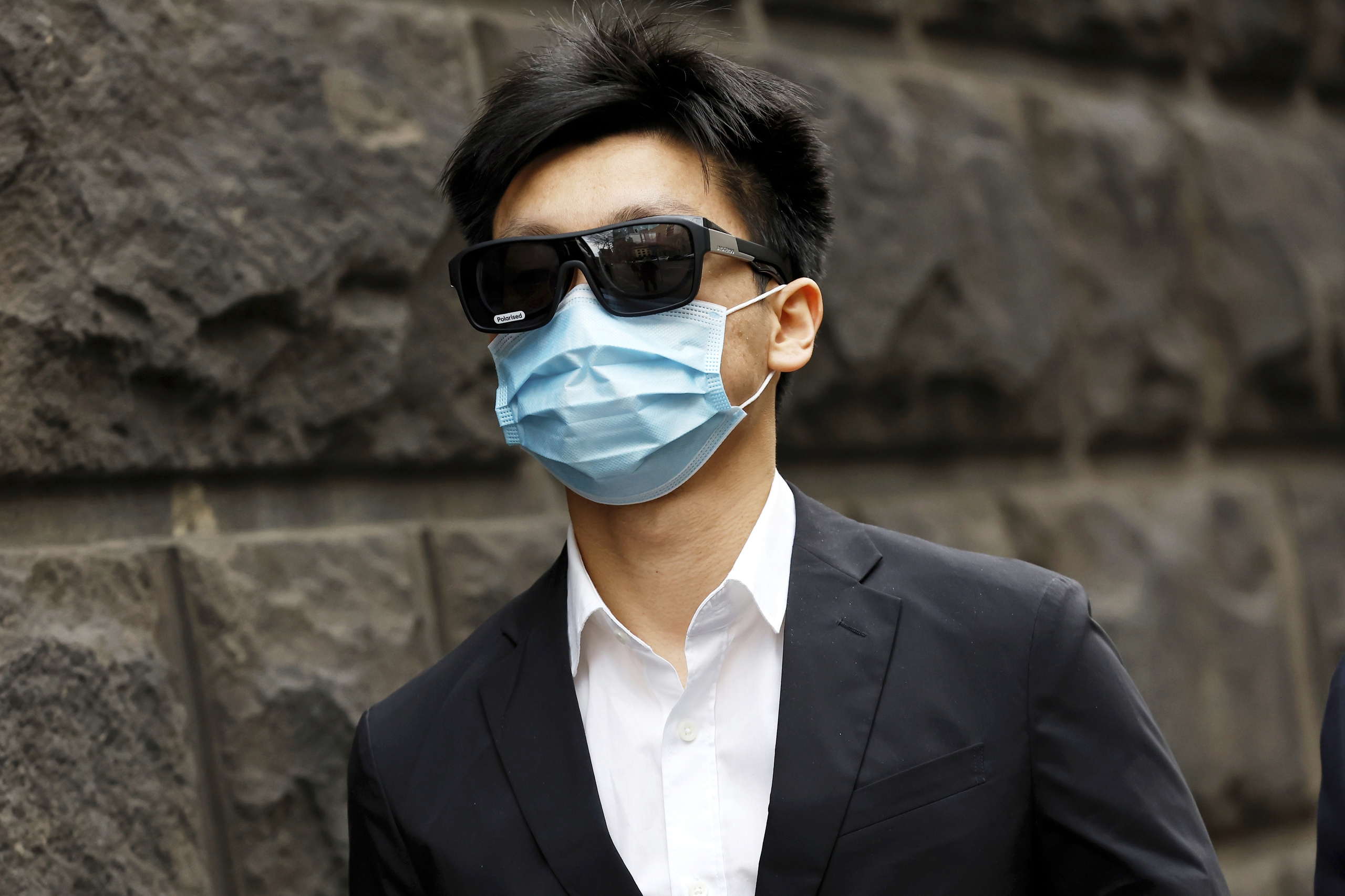 Bác sĩ thực tập tại Úc quay lén hàng trăm nữ đồng nghiệp trong nhà vệ sinh - Ảnh 2.