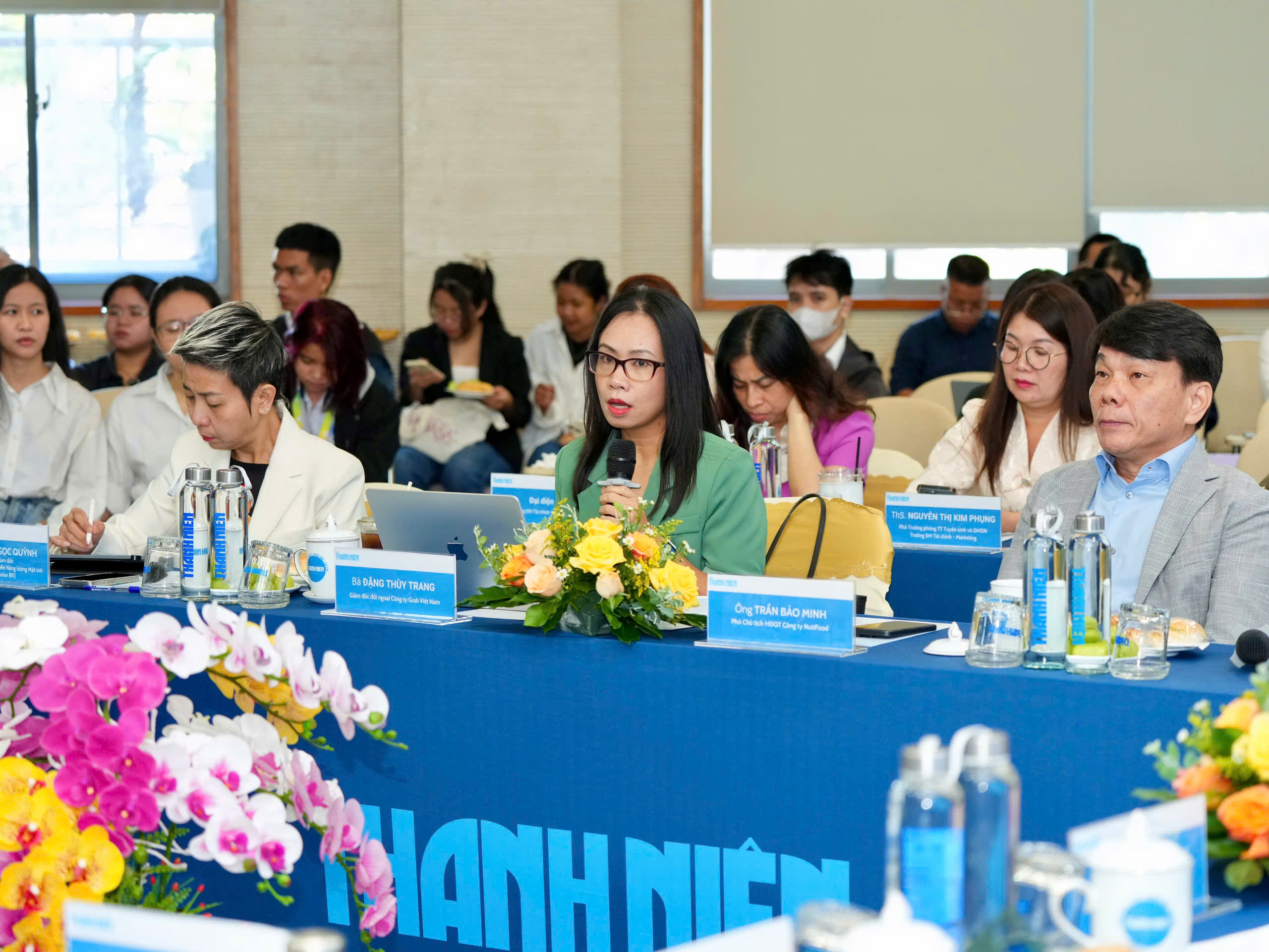 Tài xế lo không đủ trả góp 1 - 2 triệu/tháng để đổi sang xe điện- Ảnh 1. Tài xế lo không đủ trả góp 1 - 2 triệu/tháng để đổi sang xe điện- Ảnh 1.