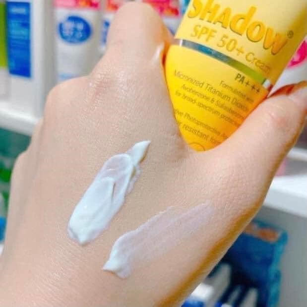 Top 10 kem chống nắng cho da dầu ráo mịn từ sáng tới tối, dùng là ‘nghiện’ - Ảnh 14.