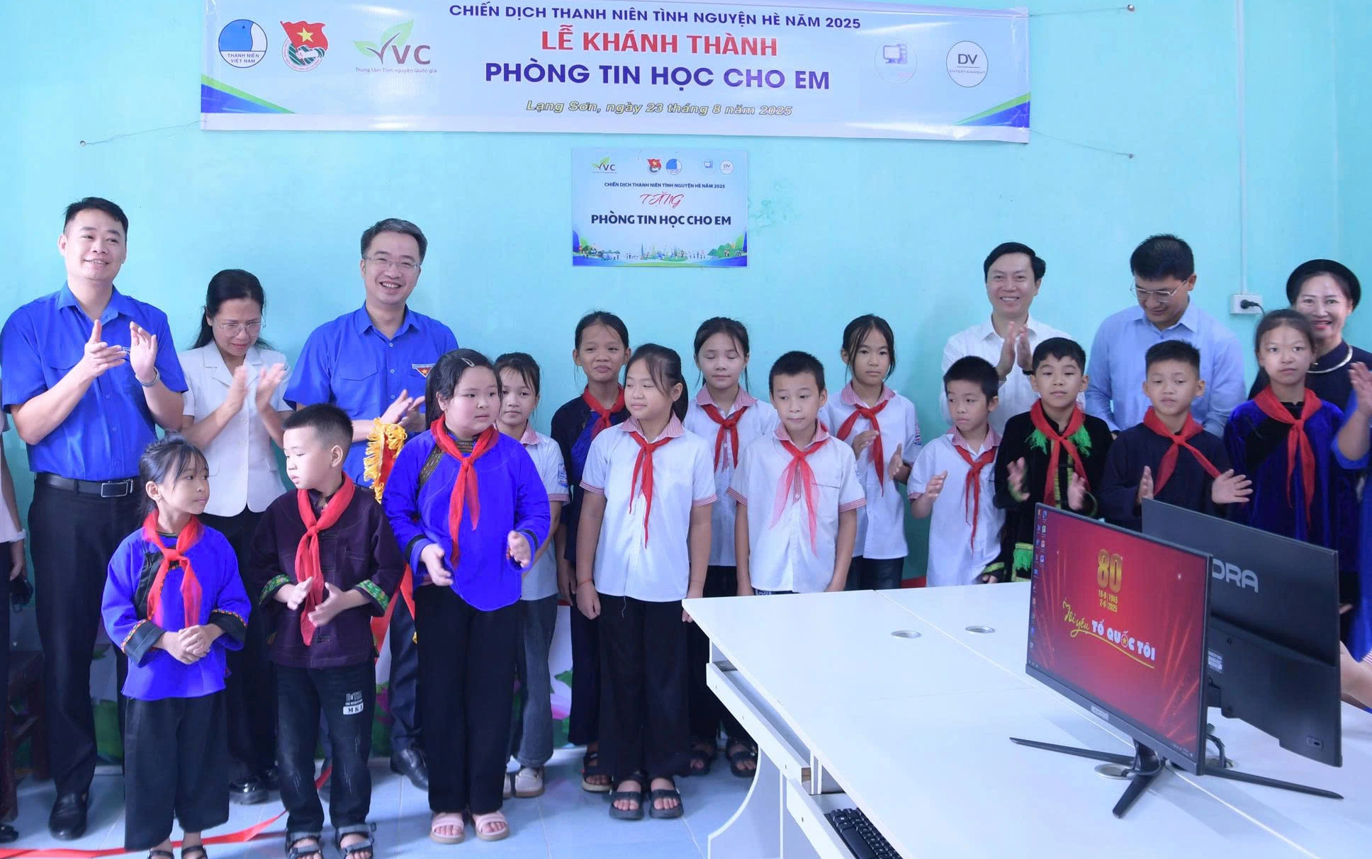 Anh Nguyễn Tường Lâm:Chiến dịch Kỳ nghỉ hồng góp phần xây dựng hình ảnh cán bộ trẻ - Ảnh 1.