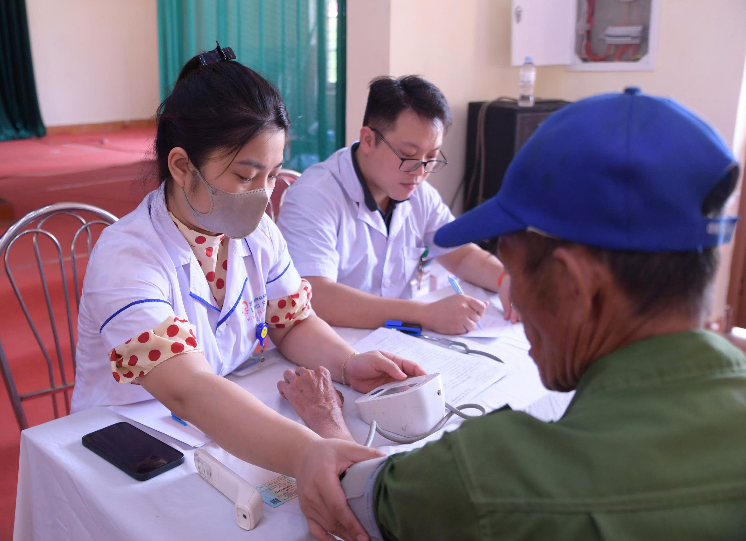 Anh Nguyễn Tường Lâm:Chiến dịch Kỳ nghỉ hồng góp phần xây dựng hình ảnh cán bộ trẻ - Ảnh 5.
