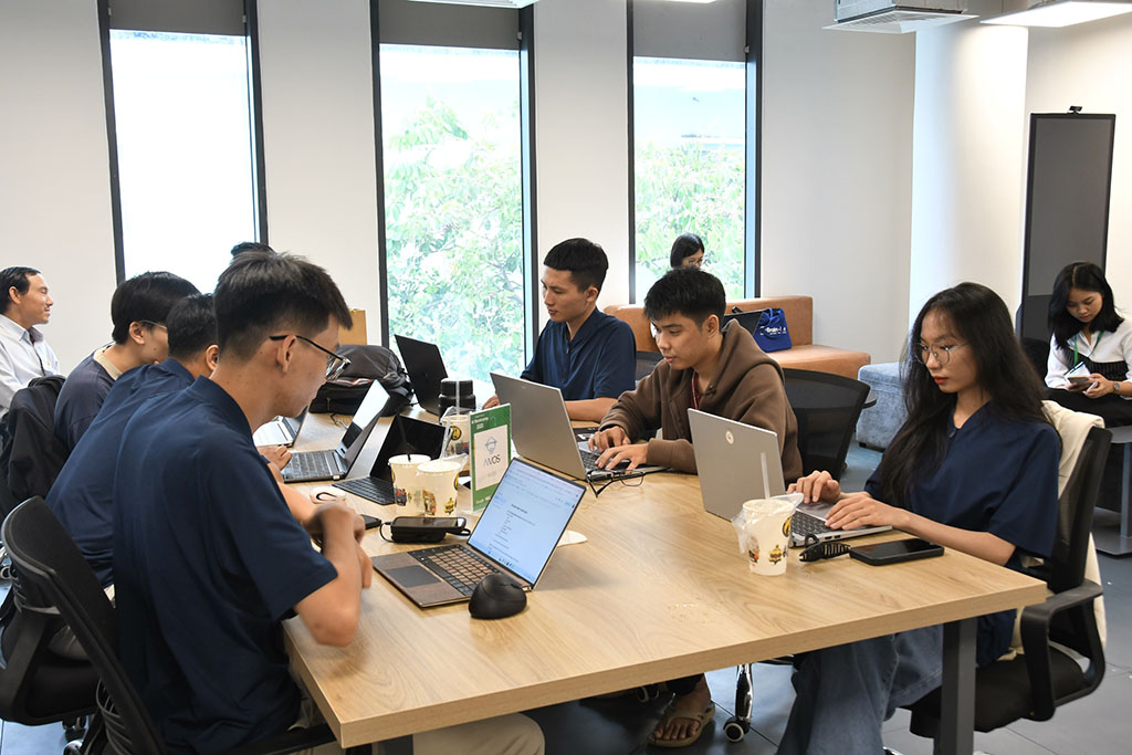 Bệ ph&oacute;ng cho h&agrave;ng ng&agrave;n doanh nghiệp khởi nghiệp th&agrave;nh c&ocirc;ng - Ảnh 3.