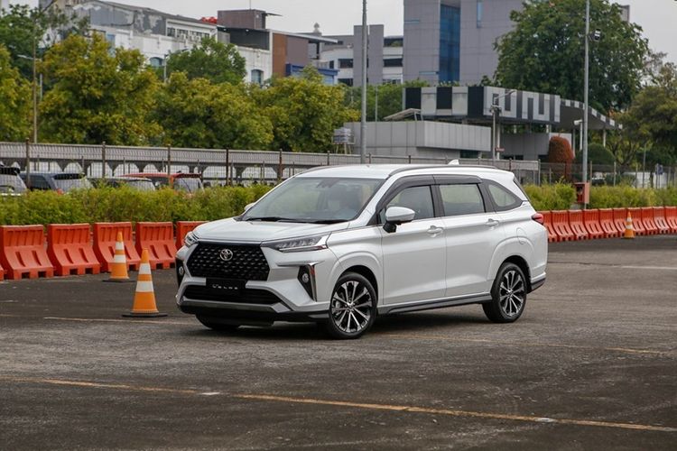 Toyota Veloz Cross tại Đông Nam Á sắp có bản hybrid, cạnh tranh Xpander hybrid - Ảnh 1.