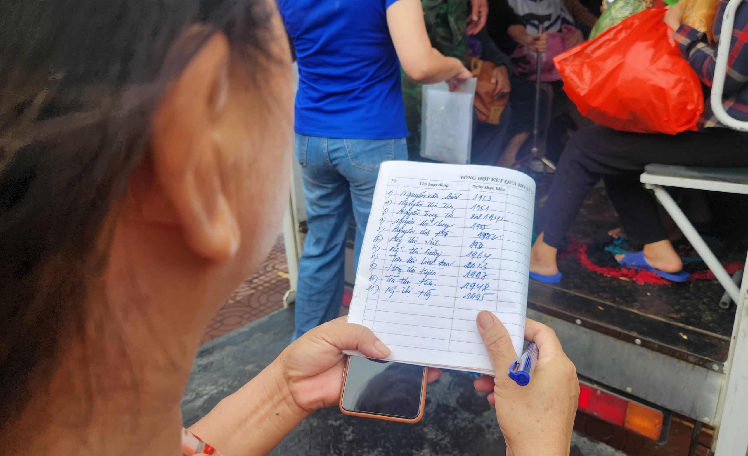 Hà Tĩnh khẩn cấp sơ tán hàng nghìn hộ dân trước bão số 5- Ảnh 8.