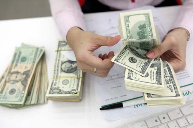 Giá USD hôm nay 24.8.2025: Tăng cao đẩy bảng Anh, euro đi xuống - Ảnh 1.