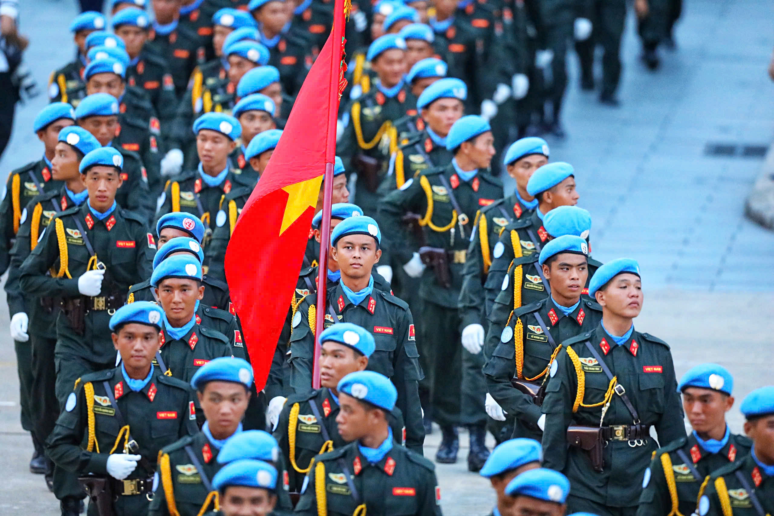 Các khối diễu binh đều tăm tắp trong buổi tổng hợp luyện thứ 2- Ảnh 3. Các khối diễu binh đều tăm tắp trong buổi tổng hợp luyện thứ 2- Ảnh 3.
