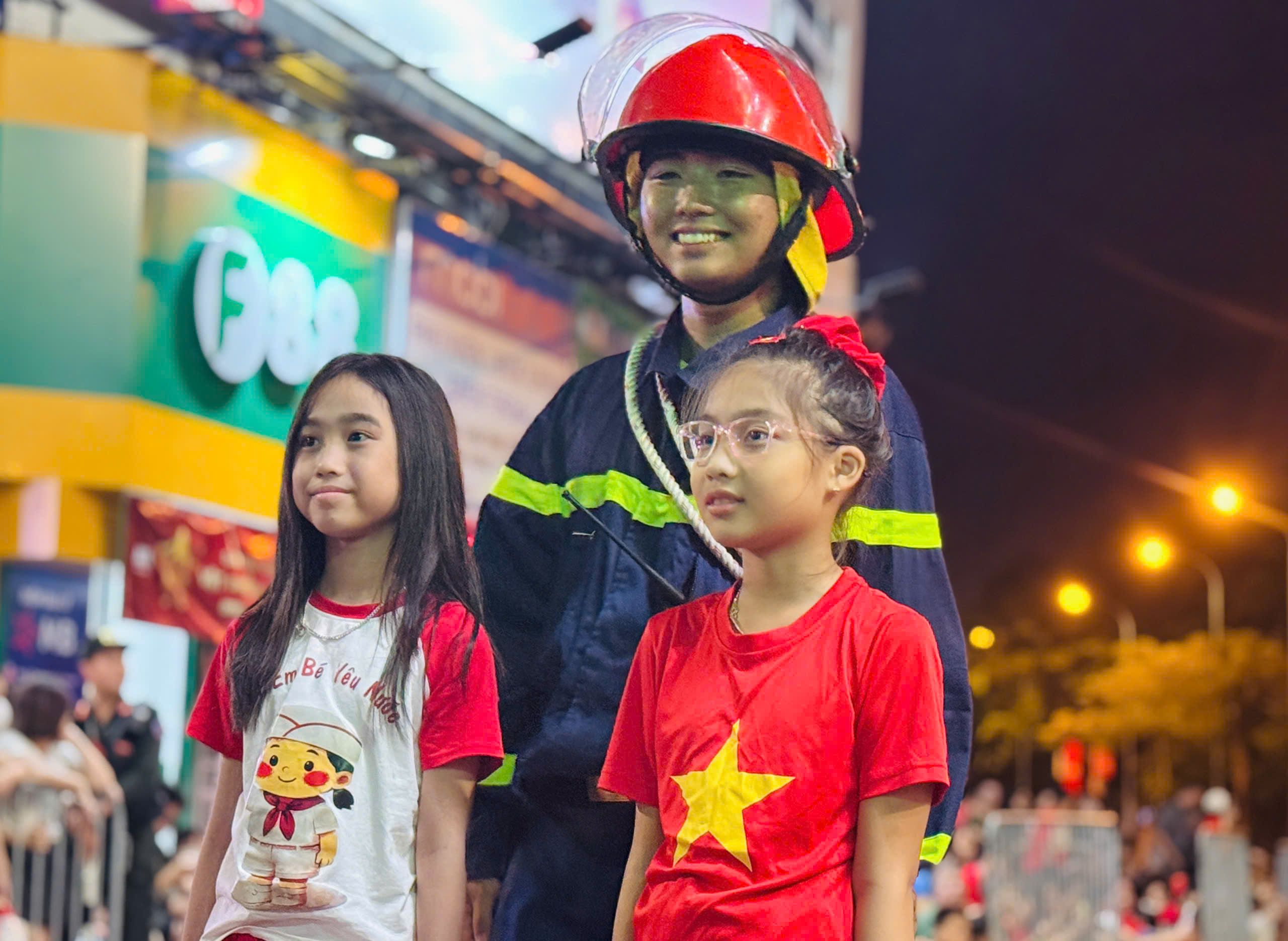 Các khối diễu binh đều tăm tắp trong buổi tổng hợp luyện thứ 2- Ảnh 27. Các khối diễu binh đều tăm tắp trong buổi tổng hợp luyện thứ 2- Ảnh 27.