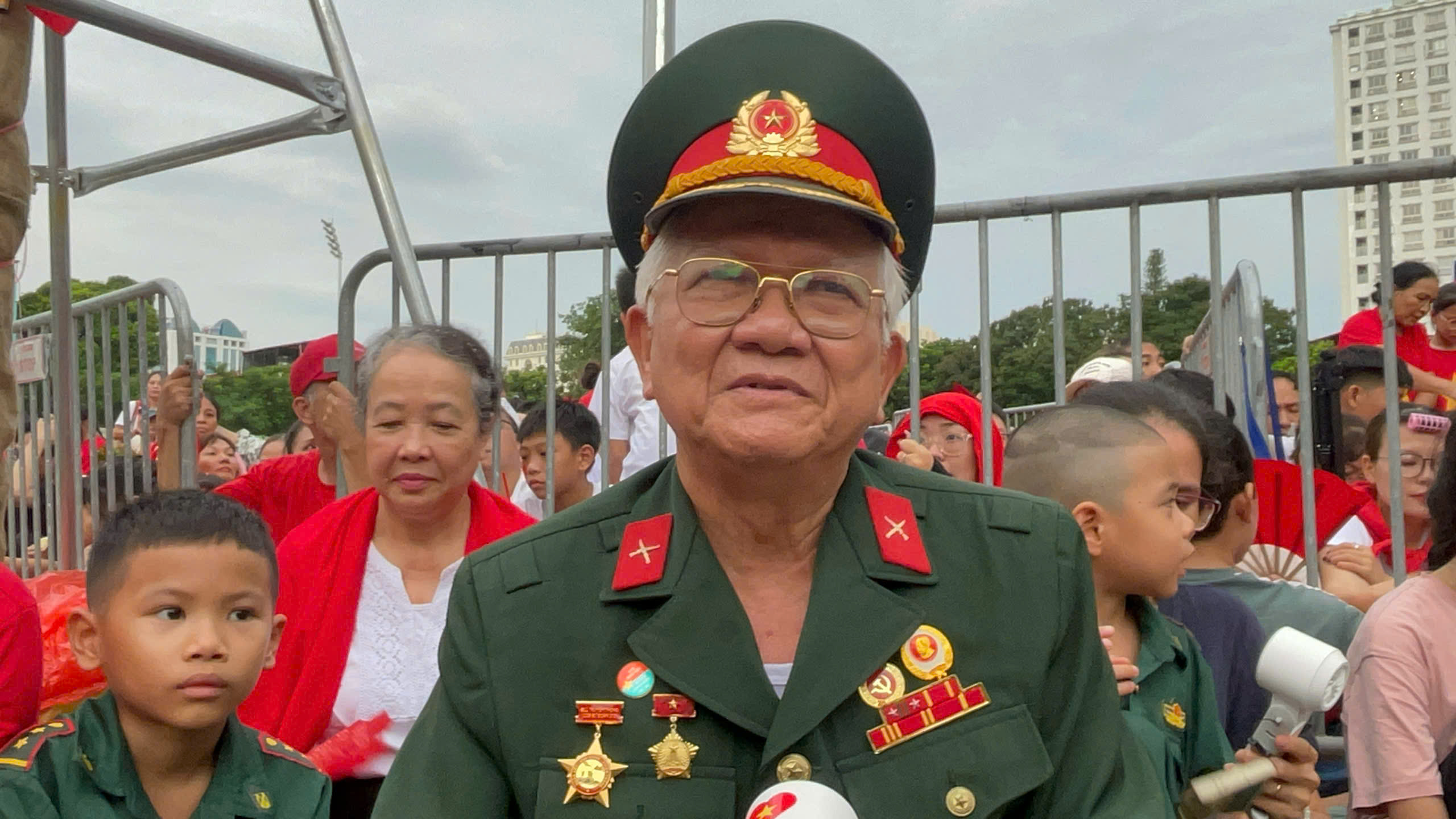 An ninh siết chặt, các lực lượng tiến về Ba Đình sẵn sàng tổng hợp luyện lần 2 - Ảnh 9.