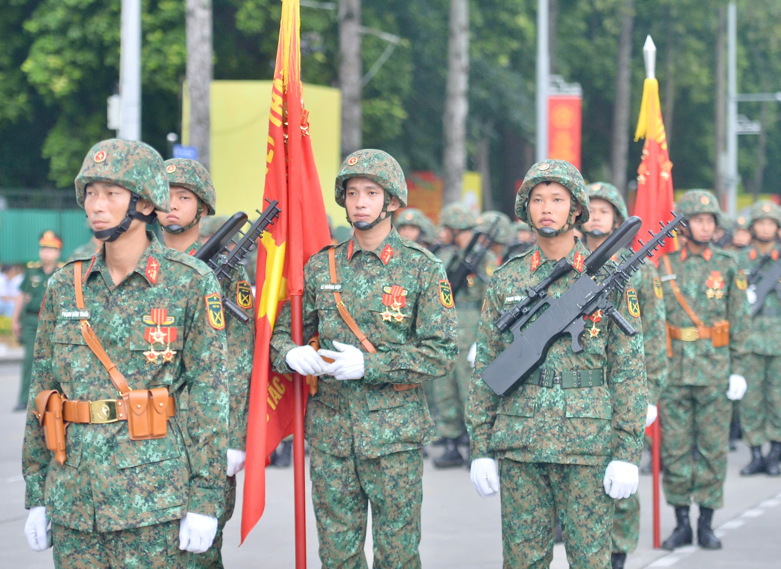 An ninh siết chặt, các lực lượng tiến về Ba Đình sẵn sàng tổng hợp luyện lần 2 - Ảnh 2.