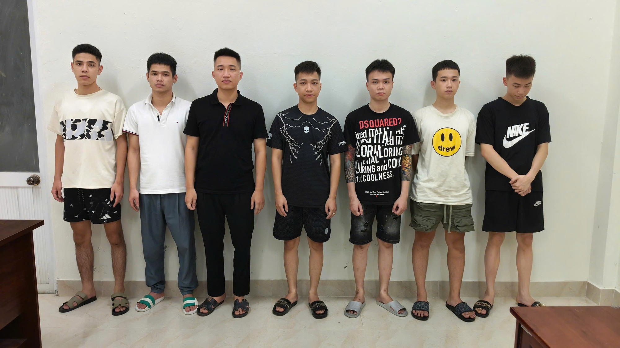 Đà Nẵng: Triệt phá đường dây 'tín dụng đen' công nghệ cao, dùng iCloud siết nợ- Ảnh 1. Đà Nẵng: Triệt phá đường dây 'tín dụng đen' công nghệ cao, dùng iCloud siết nợ- Ảnh 1.