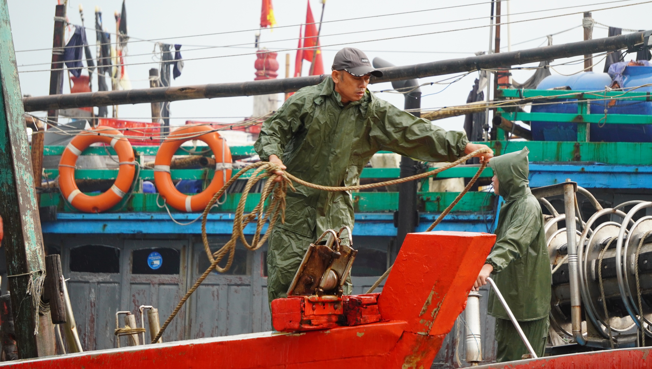 Thanh hóa khuyến cáo người dân không ra khỏi nhà do bão số 5 Ảnh hưởng - Ảnh 2. Thanh hóa khuyến cáo người dân không ra khỏi nhà do bão số 5 Ảnh hưởng - Ảnh 2.