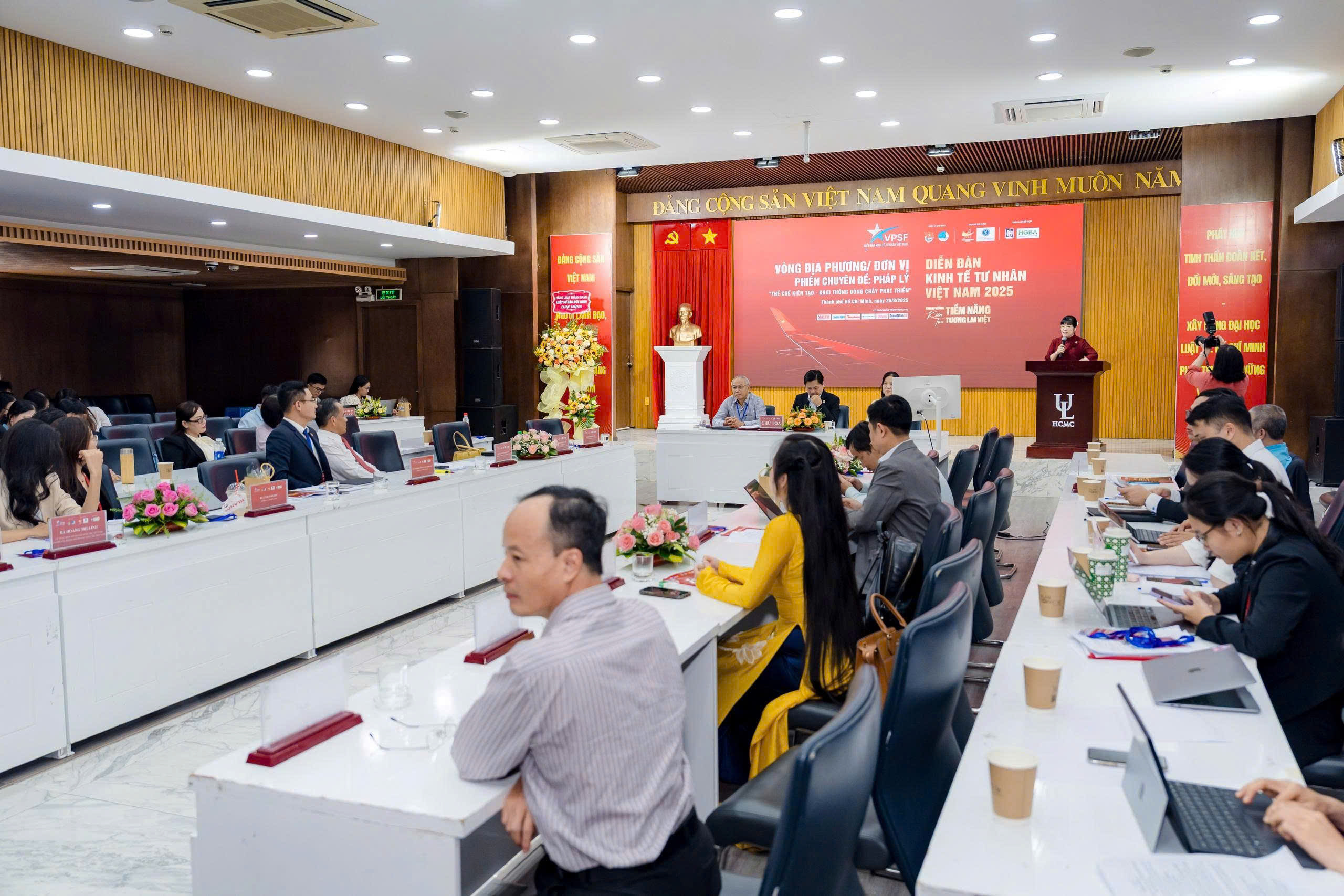 Doanh nghiệp trẻ tham gia kiến tạo chính sách - Ảnh 2. Doanh nghiệp trẻ tham gia kiến tạo chính sách - Ảnh 2.