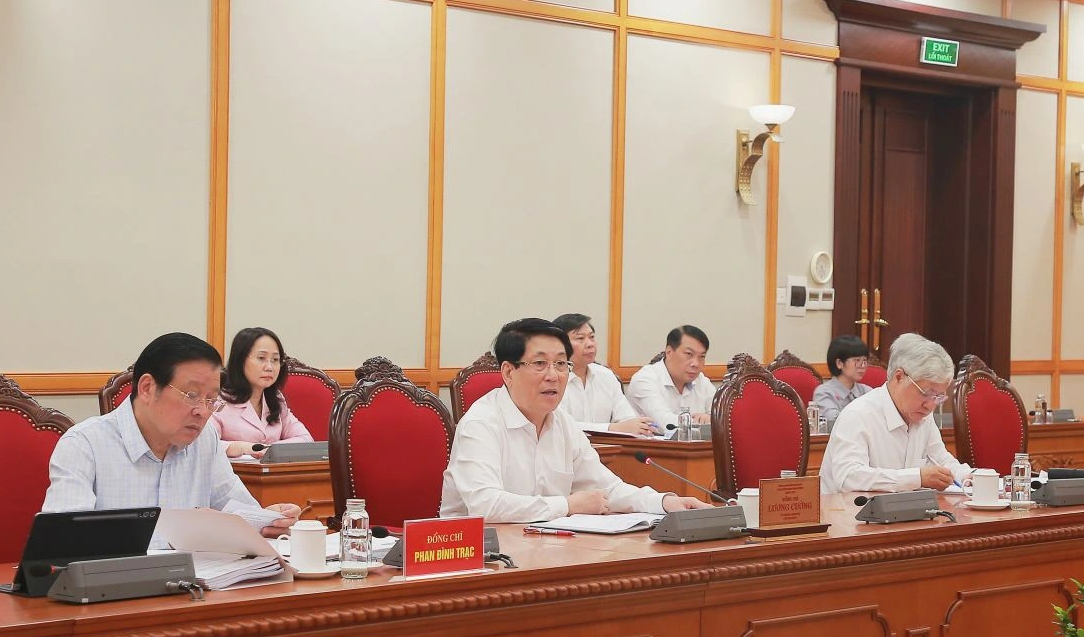 Bộ Chính trị cho ý kiến nhân sự đại hội đảng bộ Điện Biên, Gia Lai - Ảnh 1.