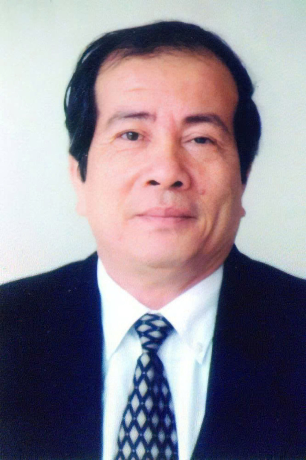 Huu Thinh, poeta o głębokiej filozoficznej kontemplacji - Zdjęcie 1. Hữu Thỉnh, nhà thơ của suy tư trầm lắng giàu triết lý- Ảnh 1.