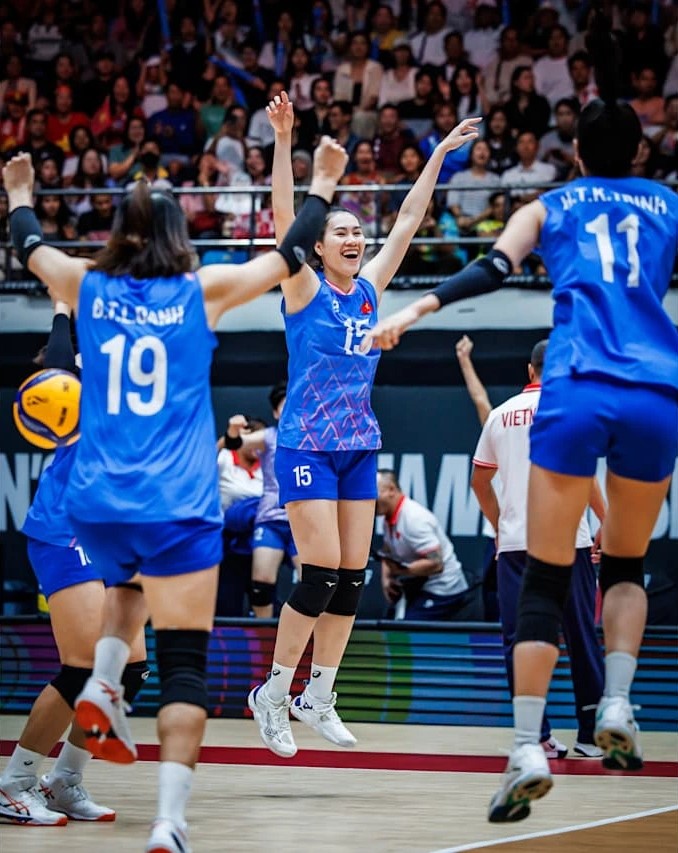 Đội tuyển bóng chuyền nữ Việt Nam đấu đội tuyển Đức: Tự tin xung trận - Ảnh 1.