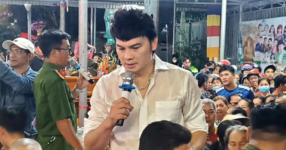 NSƯT Kim Tiểu Long về nước hội ngộ Bình Tinh trong show diễn đặc biệt - Ảnh 1.