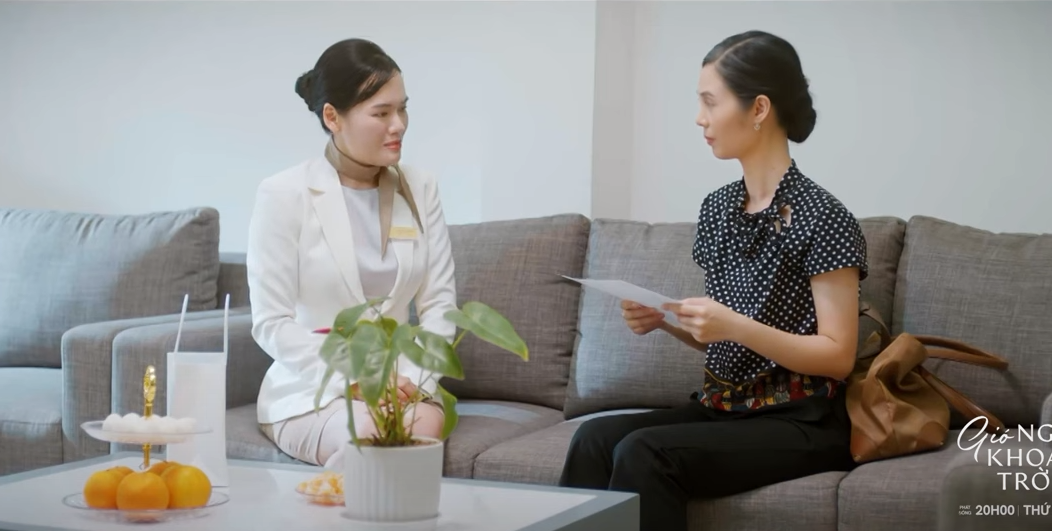 Gió ngang khoảng trời xanh tập 8: Tiểu tam giở chiêu mới có hiệu quả không? - Ảnh 3. Gió ngang khoảng trời xanh tập 8: Tiểu tam giở chiêu mới có hiệu quả không? - Ảnh 3.