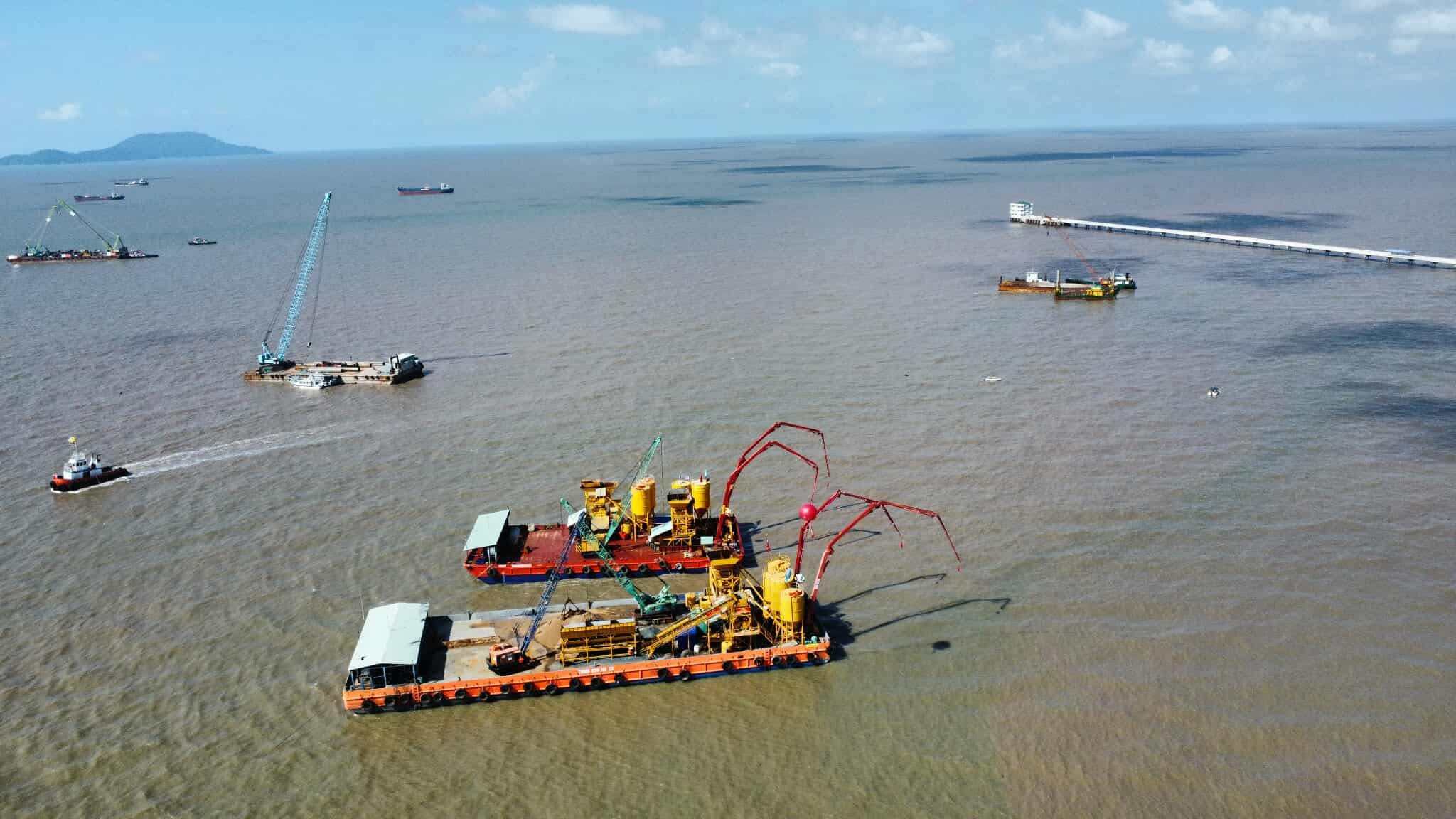 Hòn Khoai – điểm trụ quốc phòng mở cánh cửa phát triển vùng biển Tây Nam- Ảnh 4. Hòn Khoai – điểm trụ quốc phòng mở cánh cửa phát triển vùng biển Tây Nam- Ảnh 4.