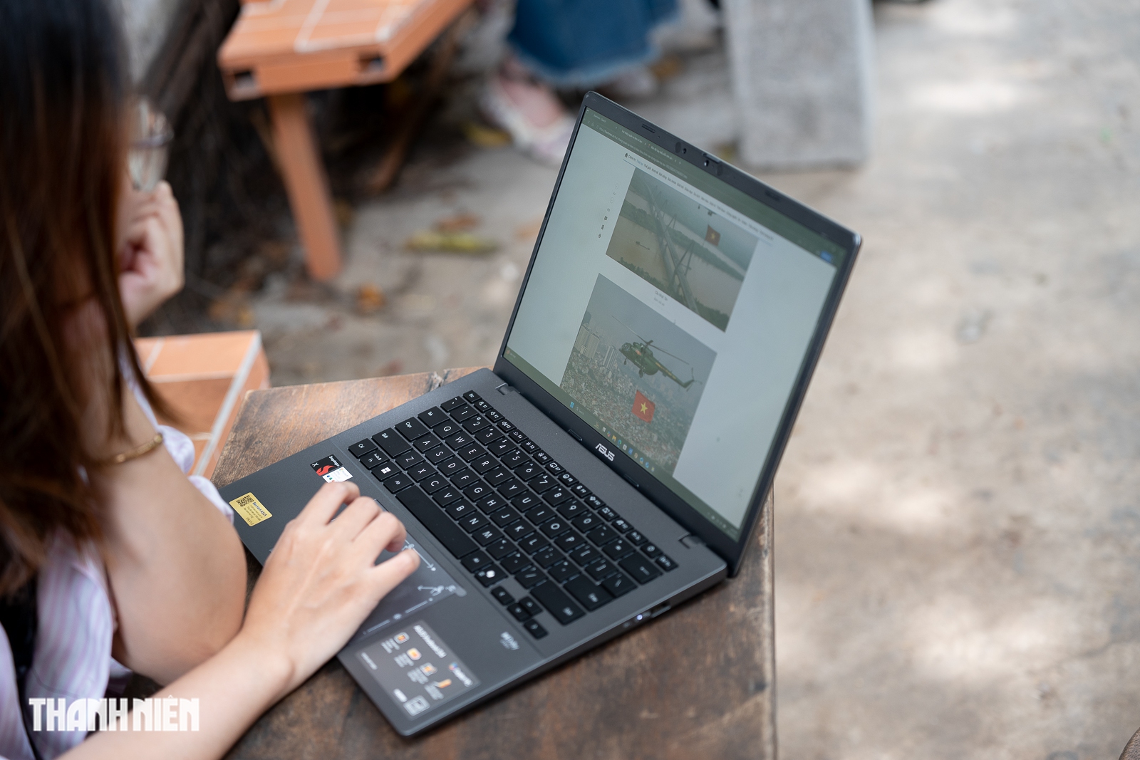 Trải nghiệm Vivobook S14: mỏng nhẹ nhưng mạnh mẽ cùng AI - Ảnh 4.