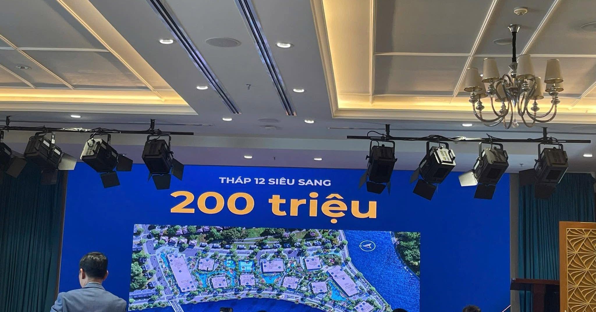 TP.HCM: Biệt thự 900 tỉ đồng/căn, căn hộ hàng trăm triệu đồng/m2 - Ảnh 2.