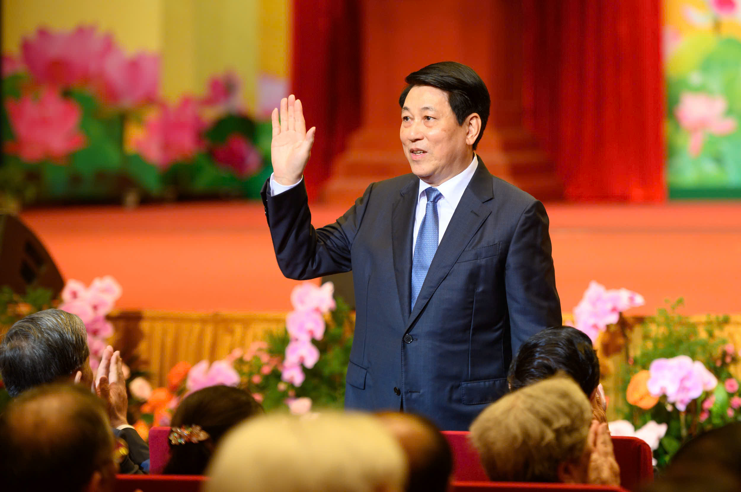 Tổng Bí thư Tô Lâm gặp mặt gần 2.000 đại biểu Quốc hội các thế hệ- Ảnh 10.