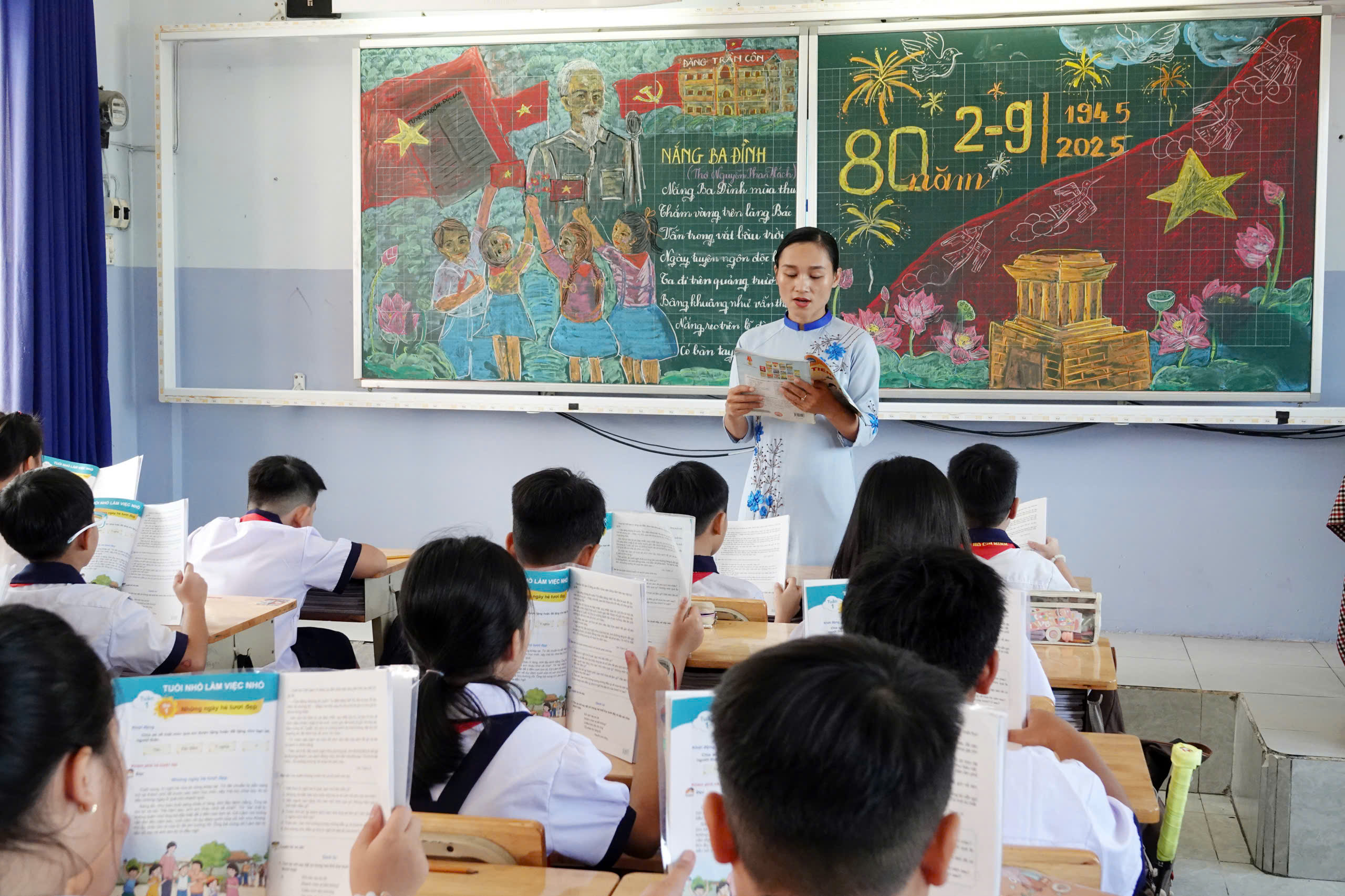 Nghị quyết 71 của Bộ Chính trị: Đột phá phát triển giáo dục - Ảnh 1.