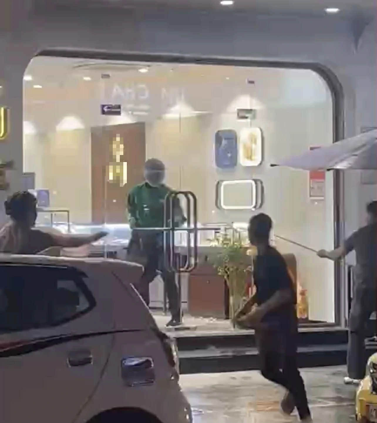 Vụ cướp tiệm vàng ở Đà Nẵng: Cuộc truy đuổi nghẹt thở trong đêm mưa - Ảnh 2.
