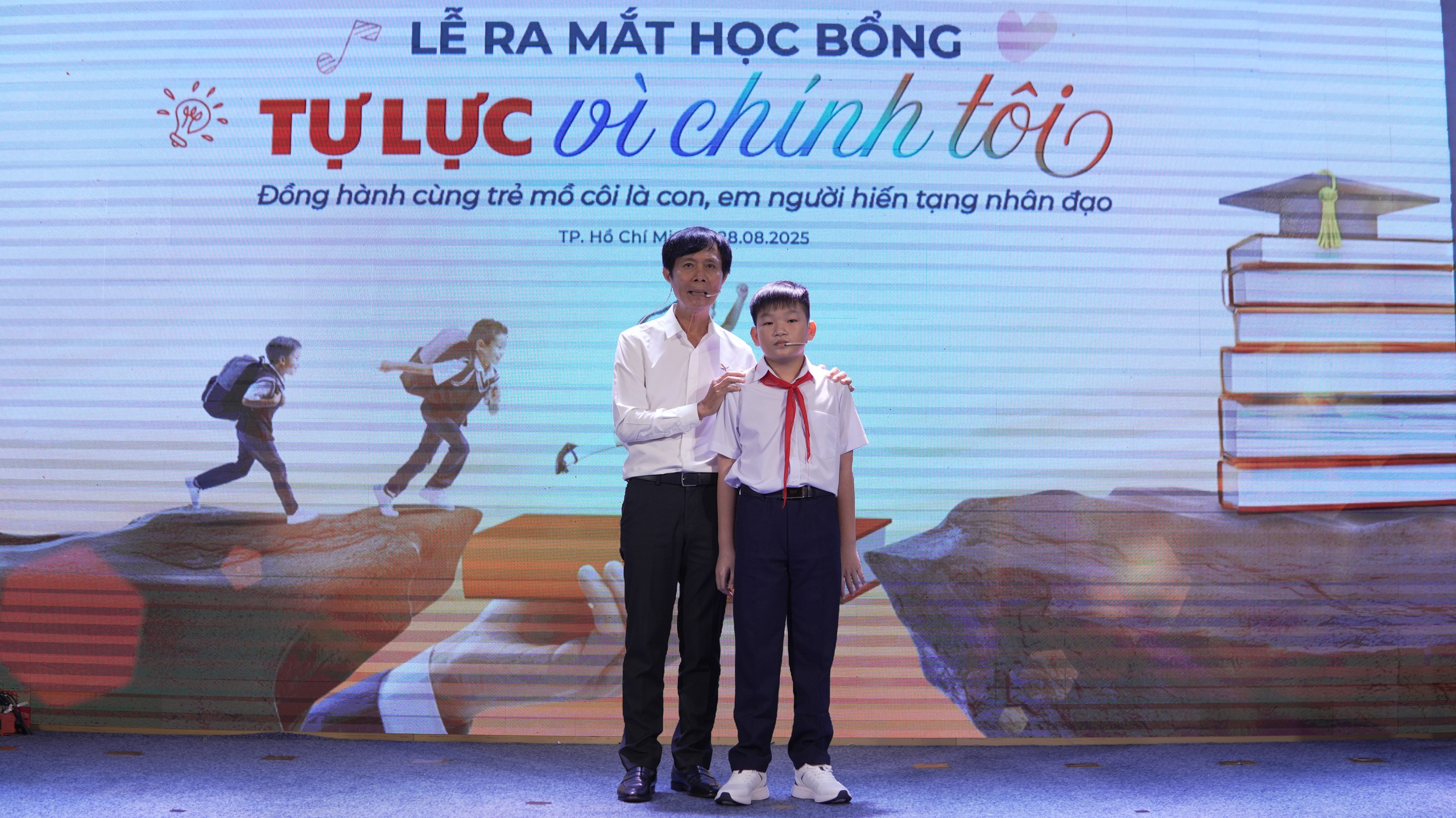 Ra mắt học bổng Tự lực vì chính tôi cho con em có người thân hiến tạng- Ảnh 3. Ra mắt học bổng Tự lực vì chính tôi cho con em có người thân hiến tạng- Ảnh 3.