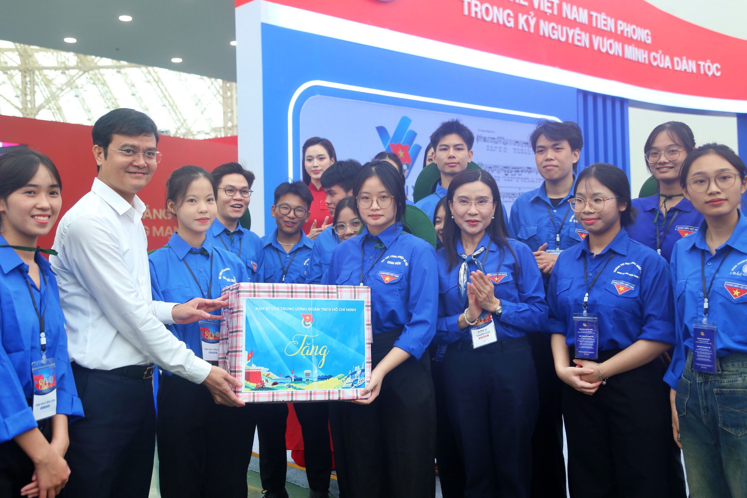 Triển lãm thành tựu 'Tuổi trẻ Việt Nam' trong chặng đường 80 năm có gì đặc biệt? - Ảnh 4.