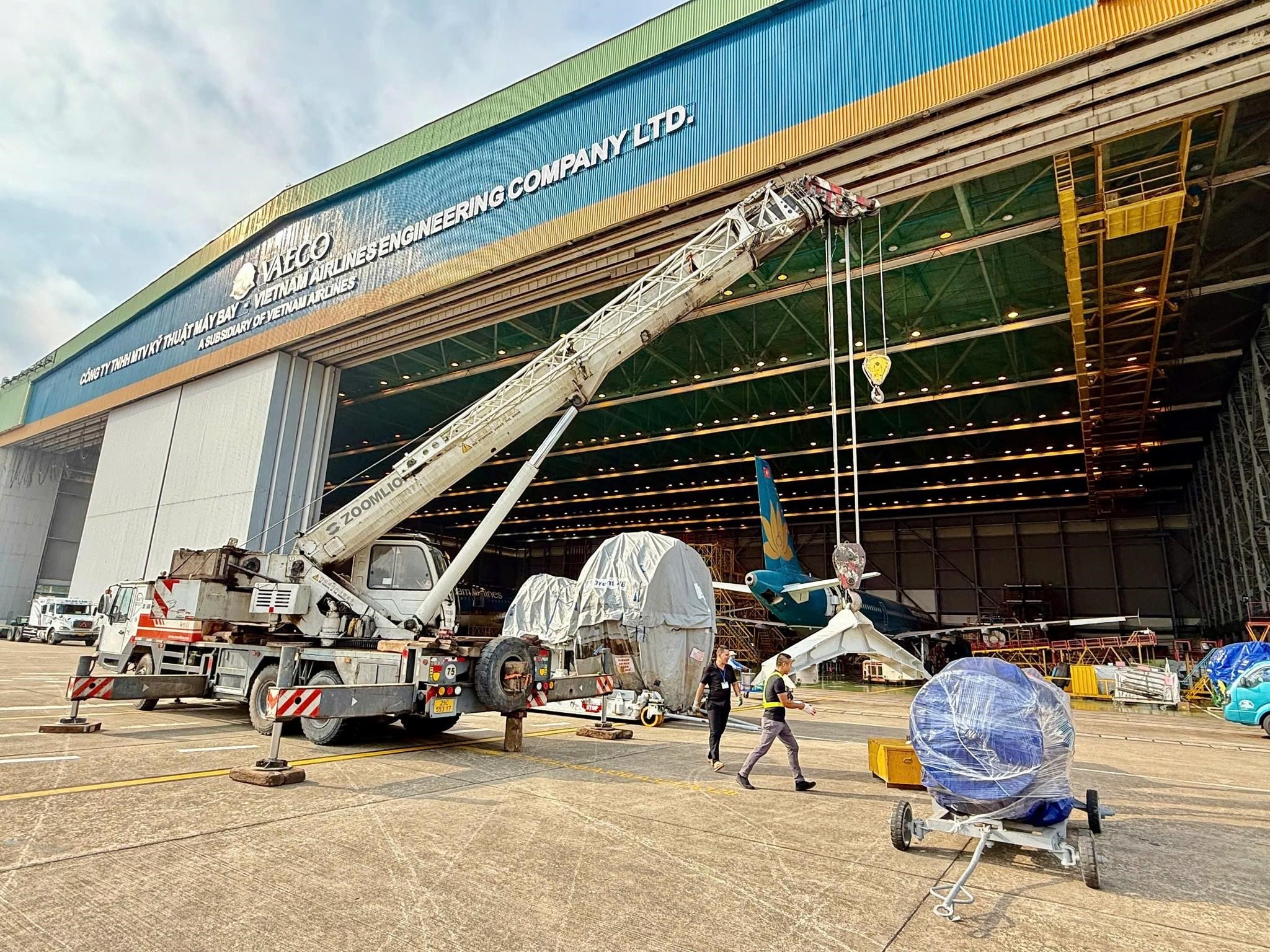 Chiêm ngưỡng ‘trái tim’ Airbus A350 của Vietnam Airlines tại Triển lãm A80 - Ảnh 6.