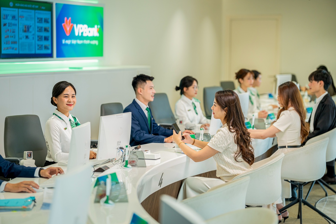 Thanh toán không chạm của VPBank: Điểm nhấn tiêu biểu trong ngành ngân hàng- Ảnh 6. Thanh toán không chạm của VPBank: Điểm nhấn tiêu biểu trong ngành ngân hàng- Ảnh 6.