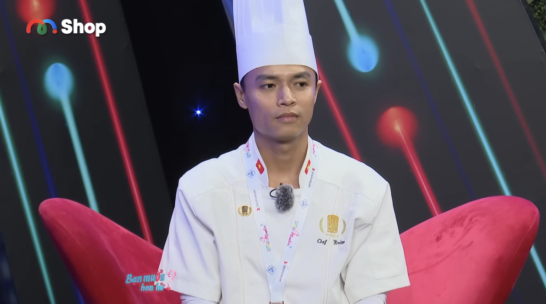 Bếp trưởng trổ tài nấu ăn trên show hẹn hò, chinh phục được cô giáo xinh đẹp - Ảnh 2.