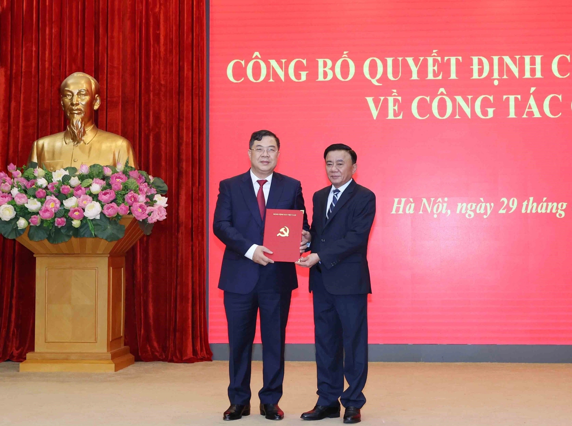 &Ocirc;ng Phạm Gia T&uacute;c l&agrave;m Ch&aacute;nh văn ph&ograve;ng Trung ương Đảng - Ảnh 1.