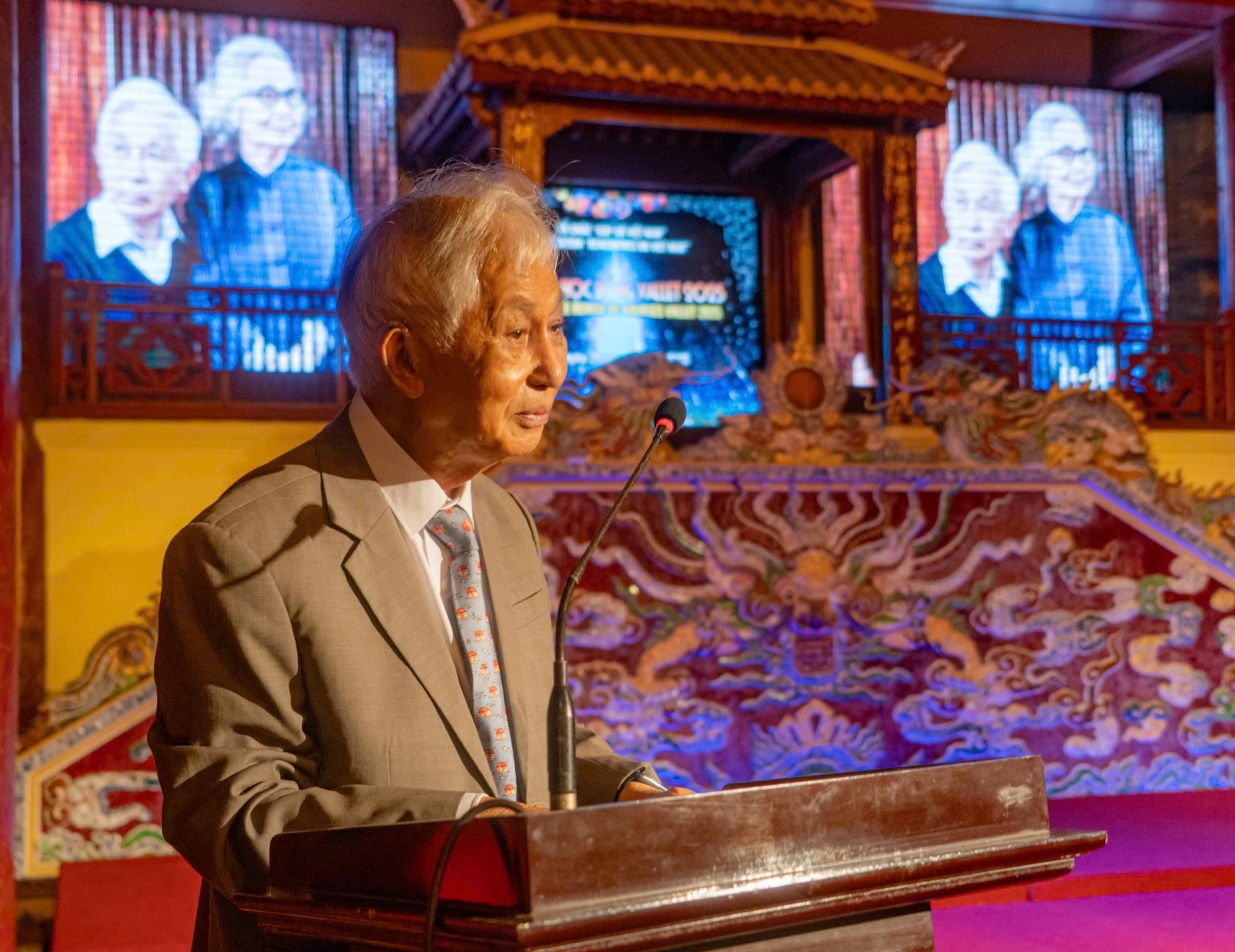 GS Trần Thanh Vân