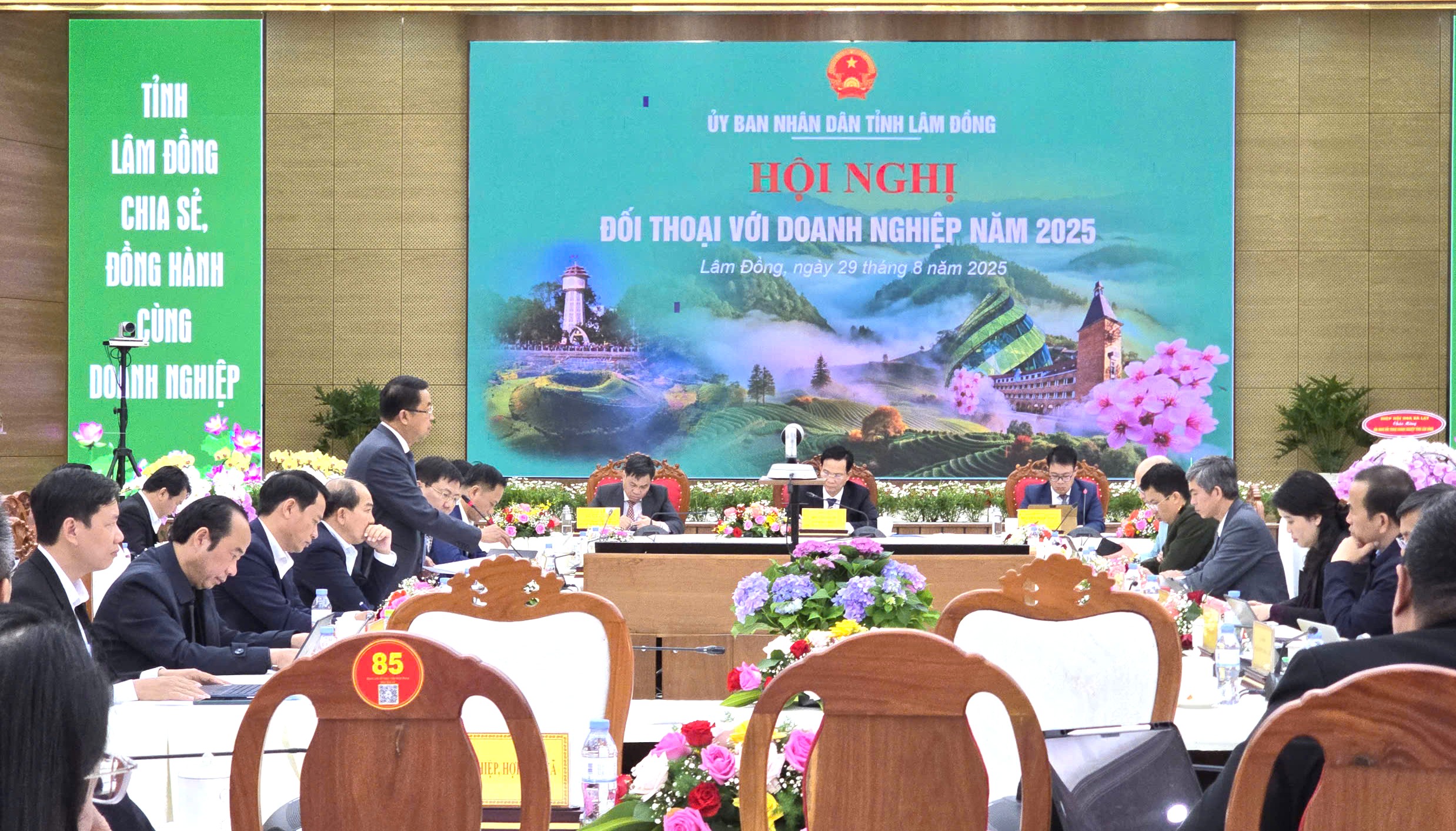 Lâm Đồng tháo gỡ khó khăn cho doanh nghiệp về quy hoạch và giá đất - Ảnh 4.