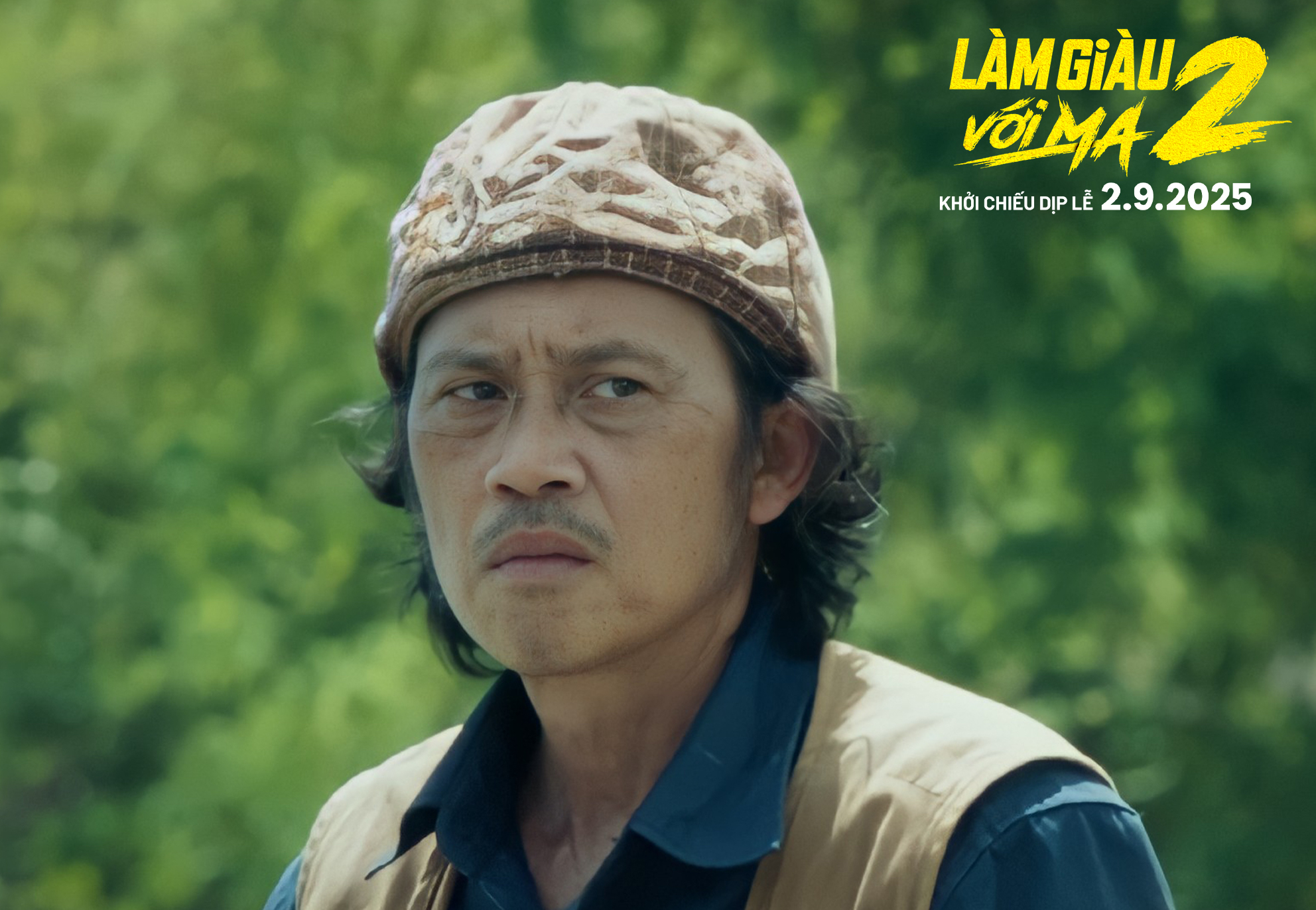 Vừa ra rạp, phim có Hoài Linh liệu đủ sức vượt qua 'Mưa đỏ'?- Ảnh 1. Vừa ra rạp, phim có Hoài Linh liệu đủ sức vượt qua 'Mưa đỏ'?- Ảnh 1.