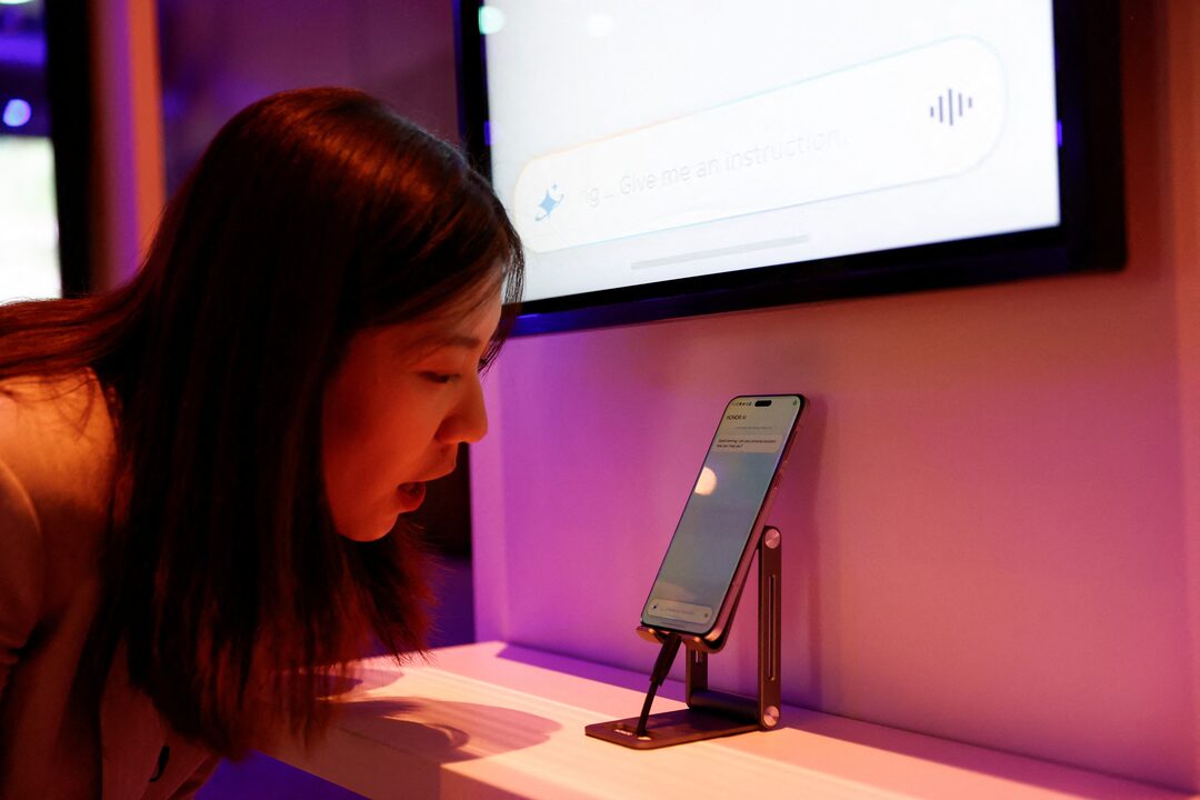 AI đang phá hỏng sự đổi mới của smartphone - Ảnh 1.