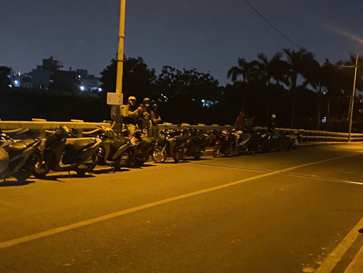 Người phụ nữ mất tích 2 ngày, thi thể phát hiện dưới sông Tắc ở TP.HCM- Ảnh 1.
