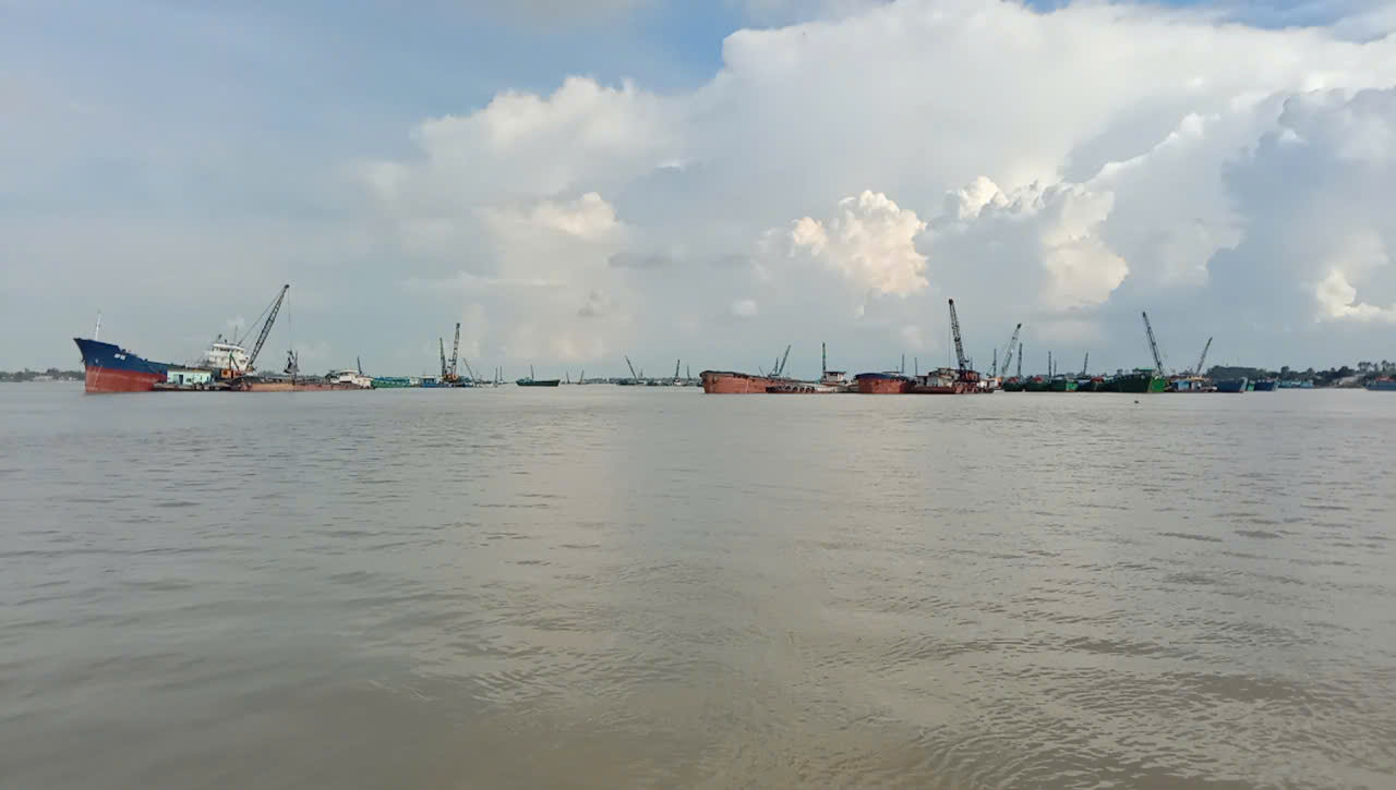 Mực nước lũ đầu nguồn sông Cửu Long tăng nhanh- Ảnh 1.