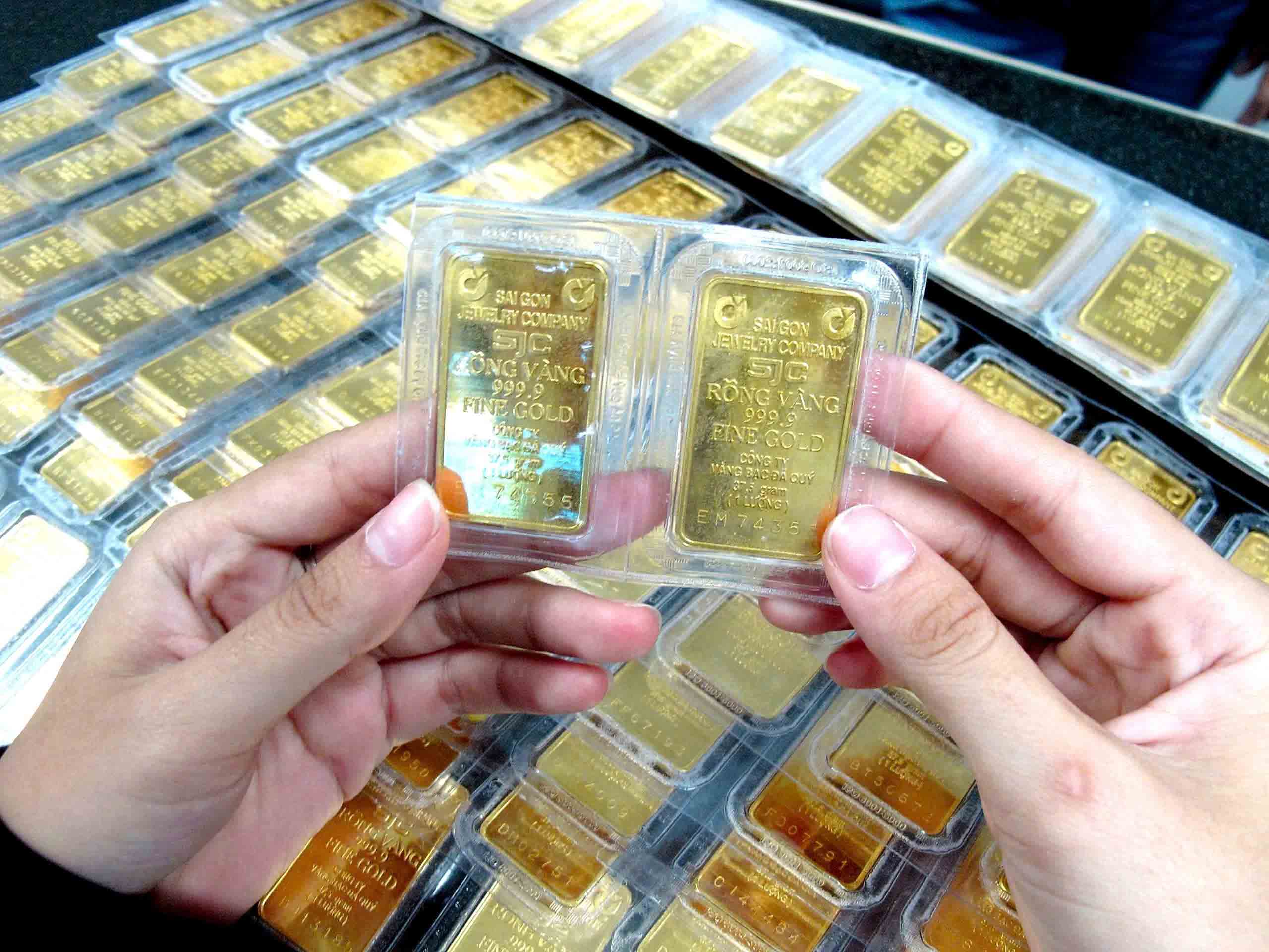 Giá vàng đột ngột tăng vọt- Ảnh 1.