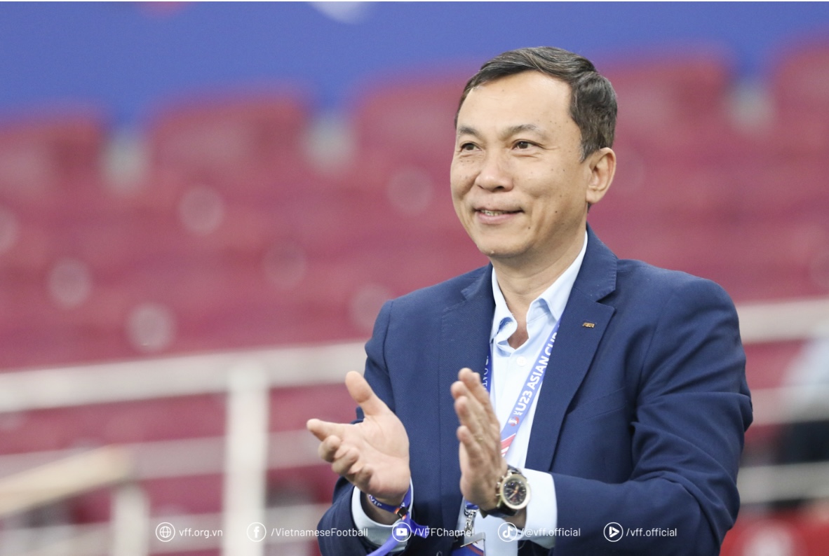 Το ποδόσφαιρο του Βιετνάμ και της Κίνας προωθεί τη συνεργασία: Οι πρόεδροι της VFF και της CFA υπογράφουν σημαντικές συμφωνίες - Φωτογραφία 1. Bóng đá Việt Nam và Trung Quốc đẩy mạnh hợp tác: Chủ tịch VFF, CFA ký kết quan trọng- Ảnh 1.