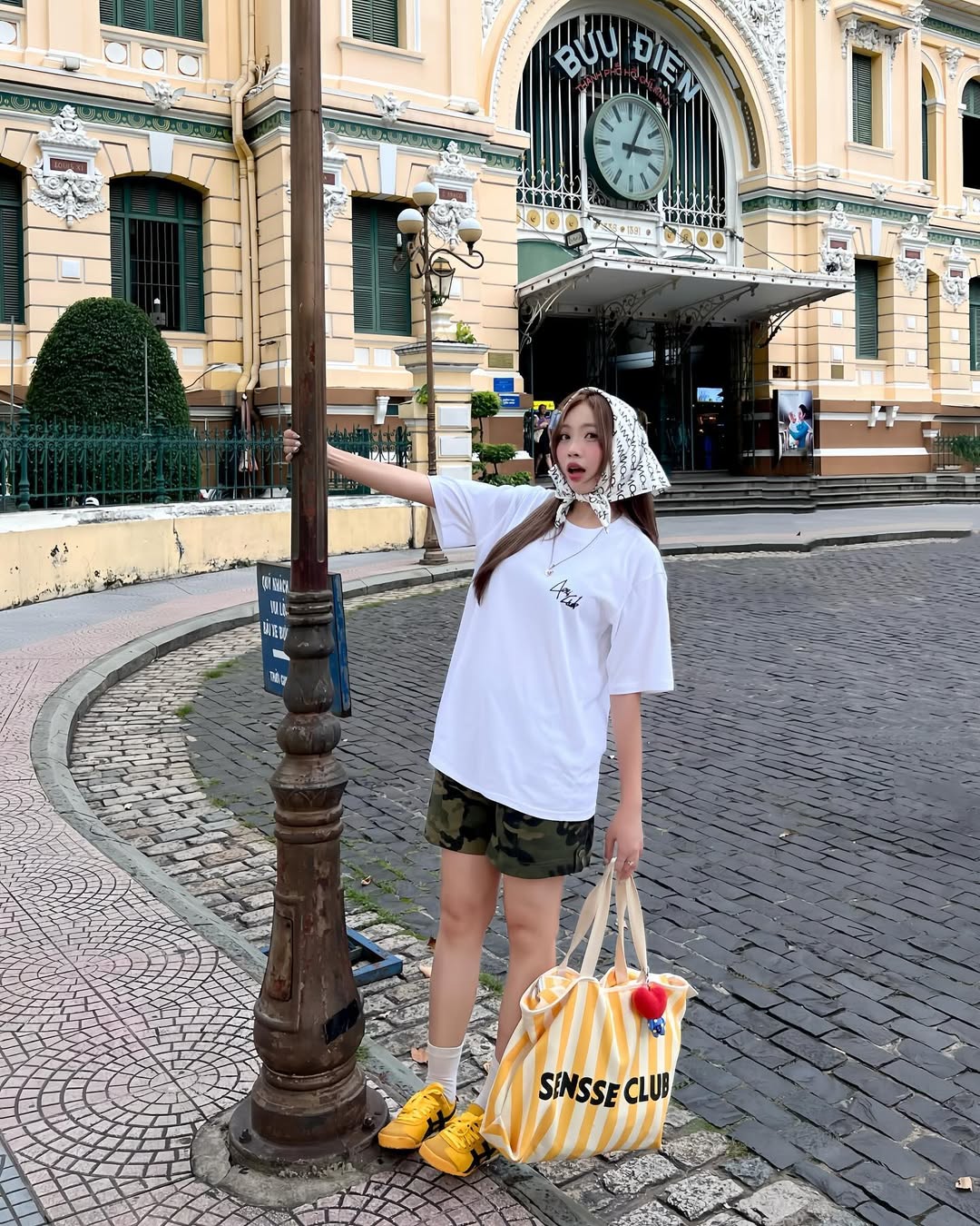 Tạo cá tính riêng cho trang phục của bạn với họa tiết rằn ri