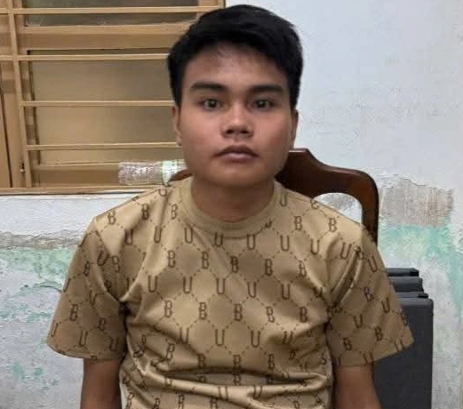 Đà Nẵng: Táo tợn kề dao cướp tài sản cô gái giữa phố - Ảnh 1. Đà Nẵng: Táo tợn kề dao cướp tài sản cô gái giữa phố - Ảnh 1.